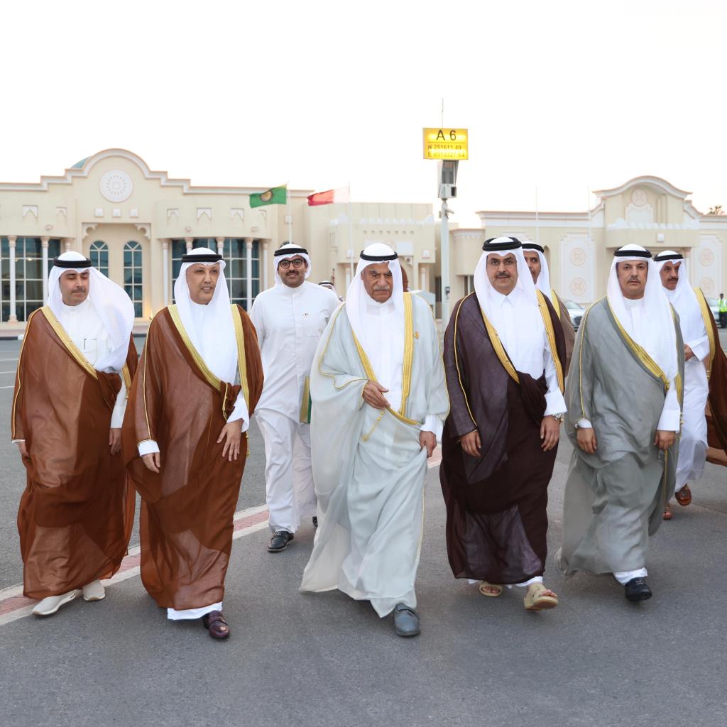 السعدون يغادر دولة قطر بعد مشاركته في اجتماع رؤساء البرلمانات الخليجية 